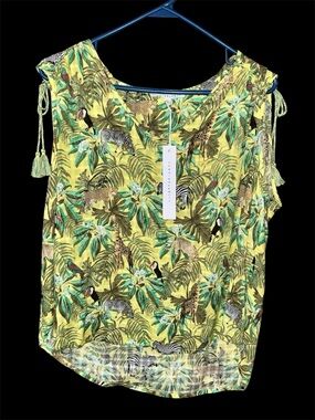 Jane + Delancey Jungle Safari Print Top NWT Size L Rayon Sleeveless Tassel